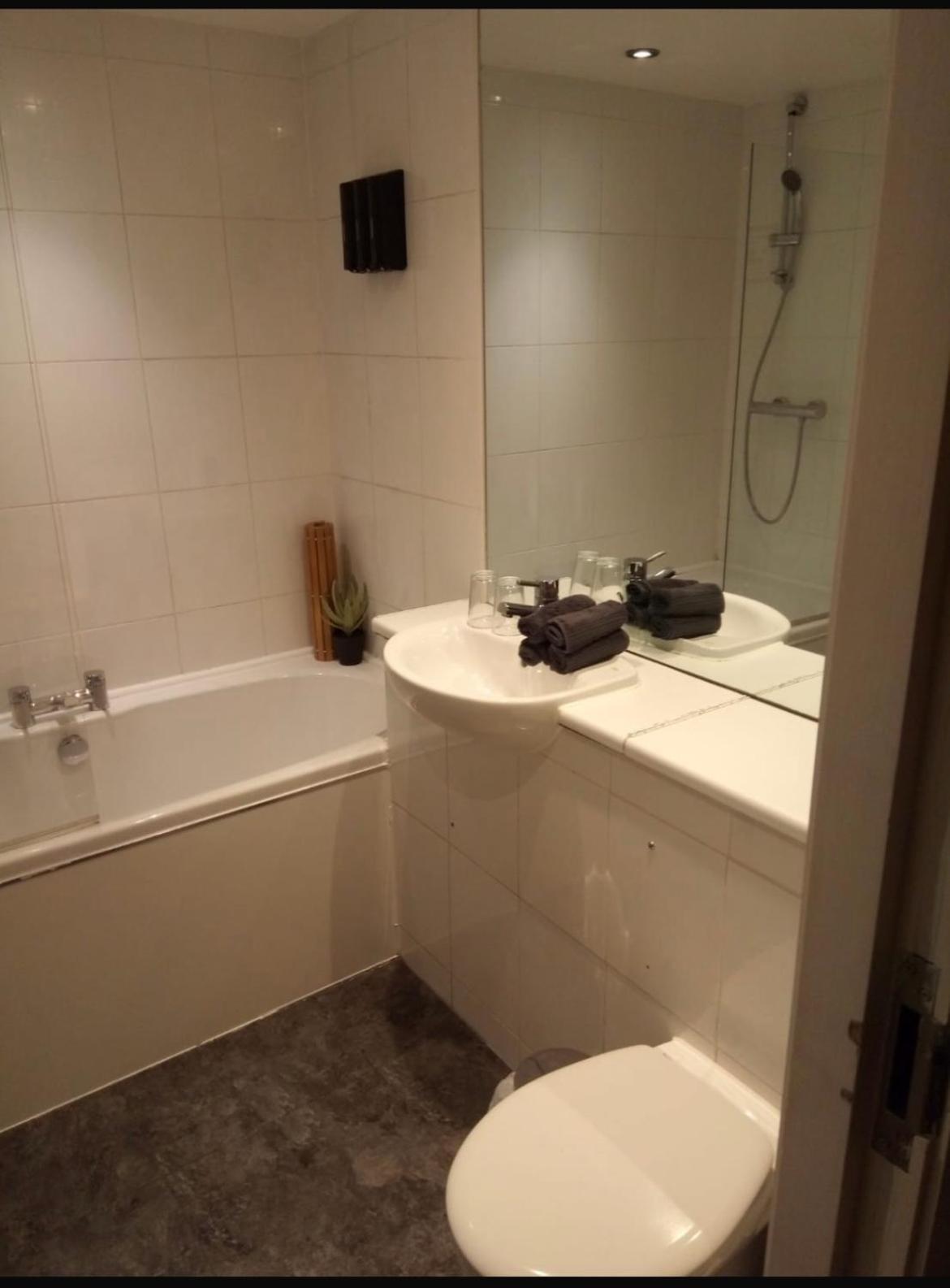 Stunning Liverpool City Center Apartment Zewnętrze zdjęcie